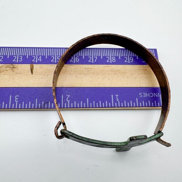 Vintage Cross Copper Bracelet Patina Brutalist Religion Rustic Retro - Picture 10 of 10